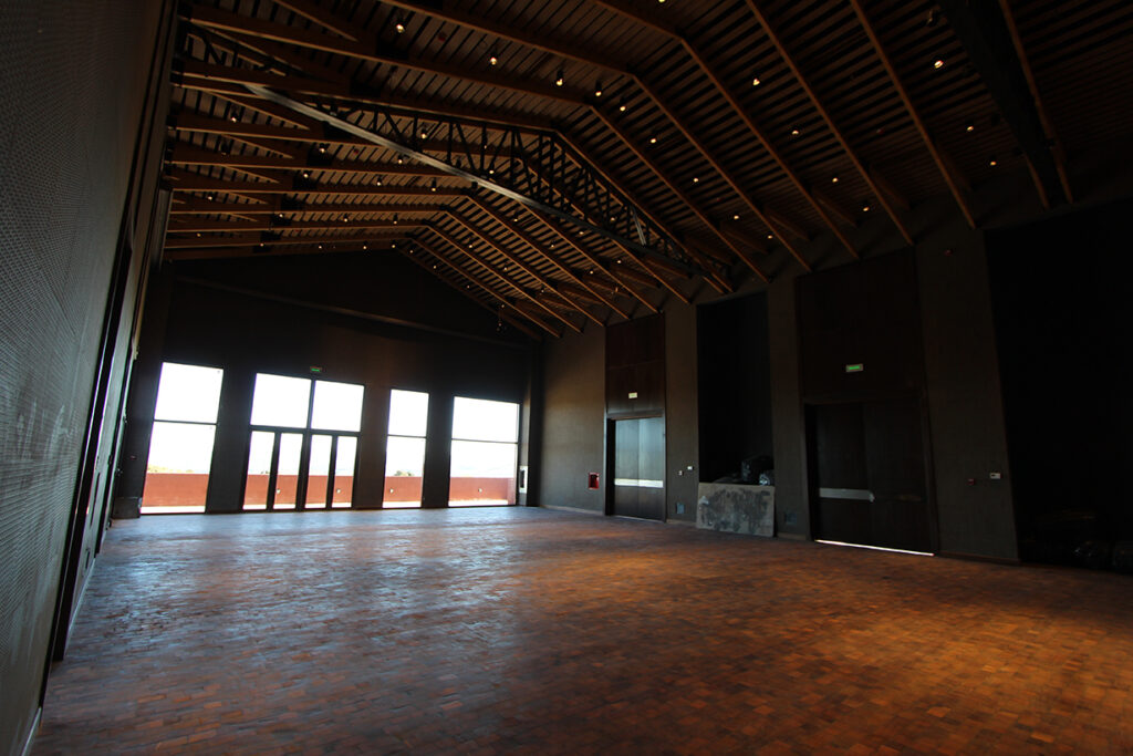 gallery grid image
